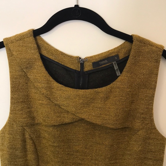 THML Dress - Picture 2 of 6